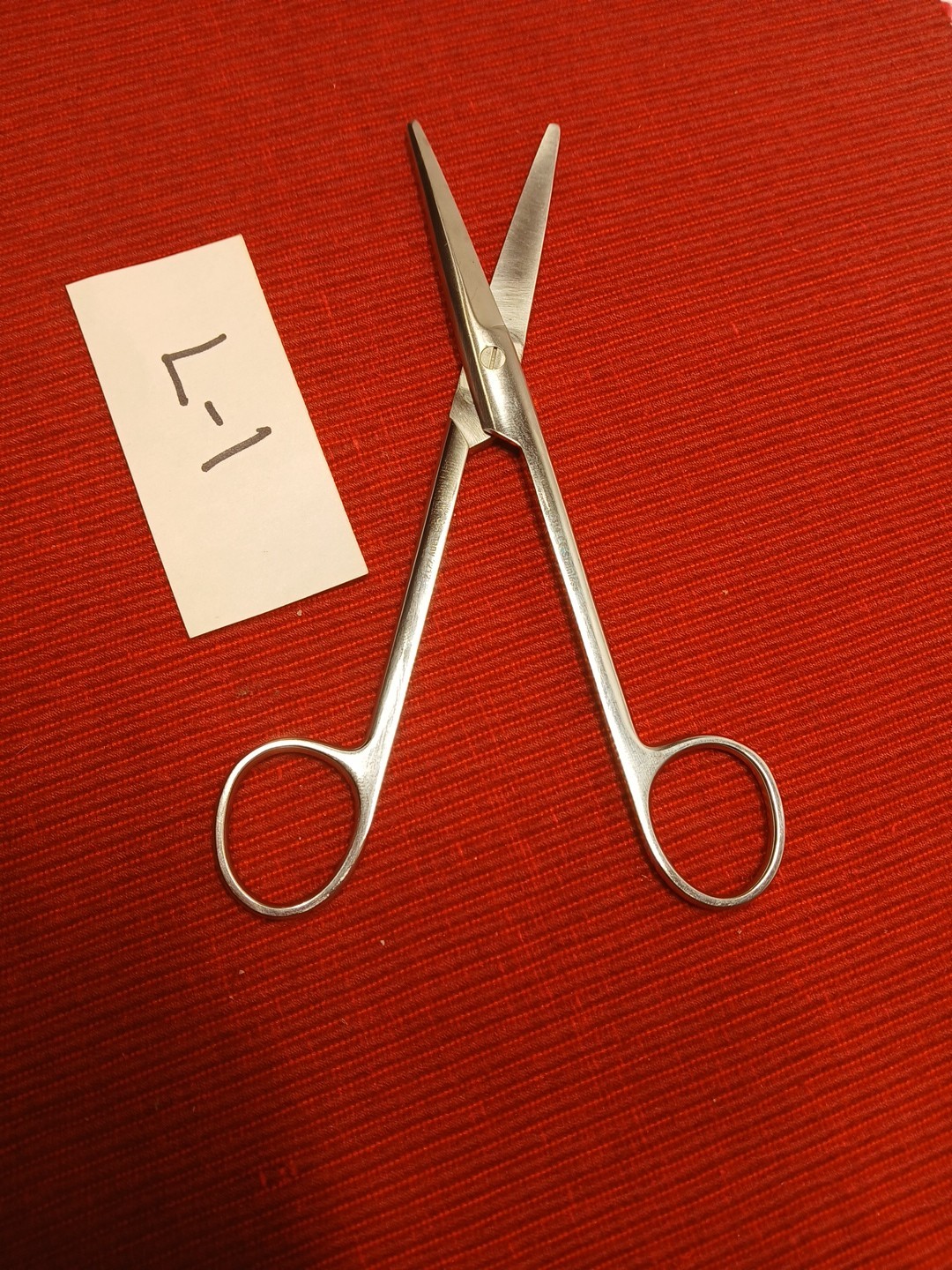 Codman Surgical Mayo Straight Beveled Blade Scissors 17.1cm Length 54-4090