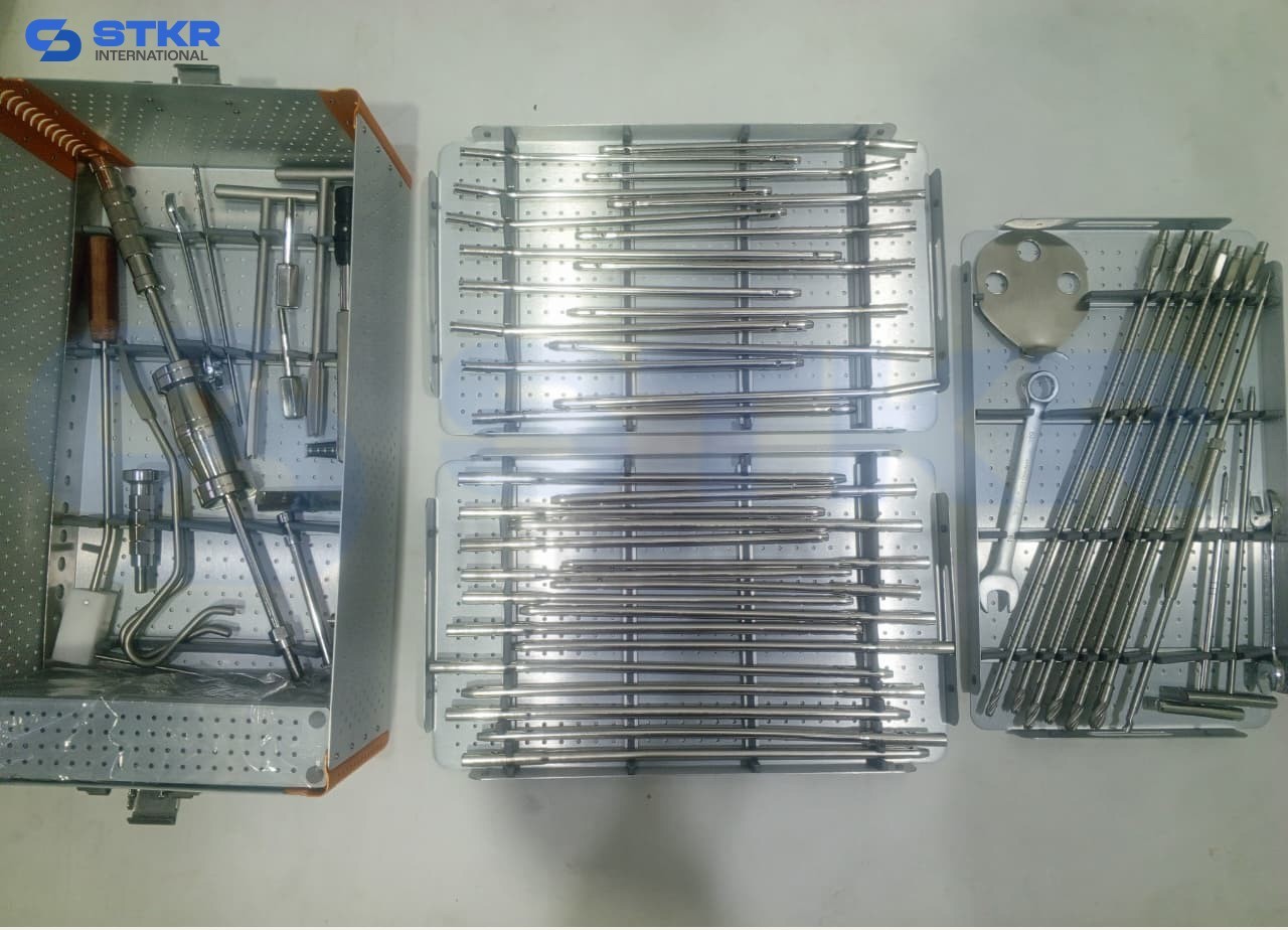 Interlocking Tibia & Femoral Bone Nails Orthopedic Surgical Set – Stainless Stee