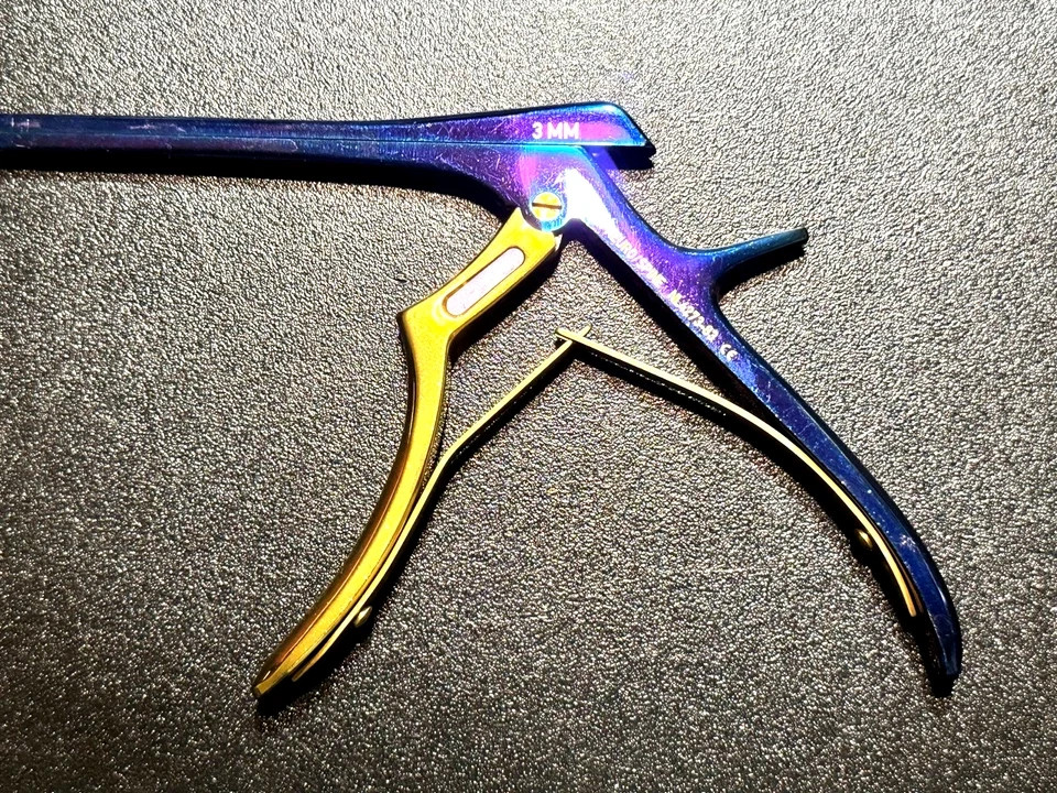 V. Mueller NL4273-83 Chroma-Line Blue Kerrison Rongeur, 40°, 3mm, 8″