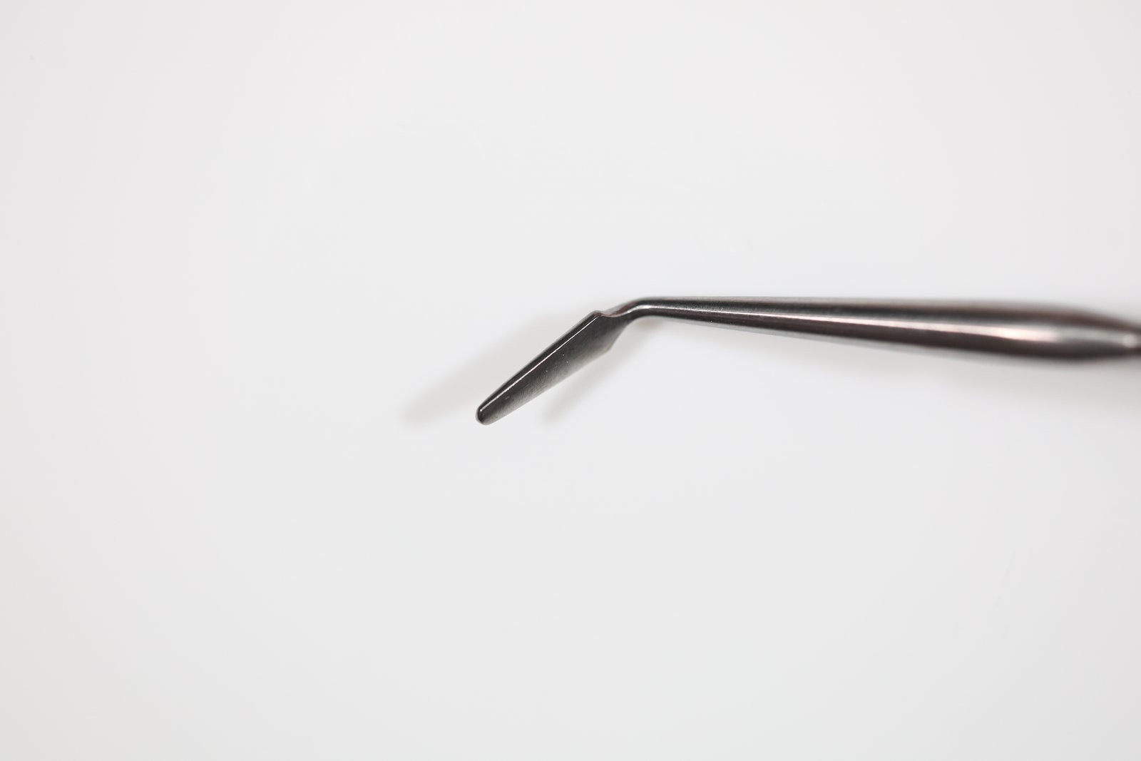 Codman 65-1100 Frazier Dual Separator, Angled, 13mm Long Blade, 6-1/2in