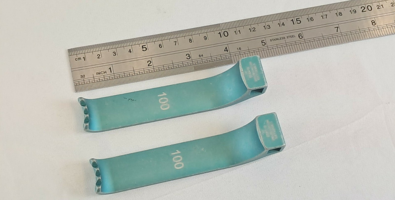 Lot of 2, V. Mueller S-1932, Shadow-Line McCulloch Offset Retractor Blade