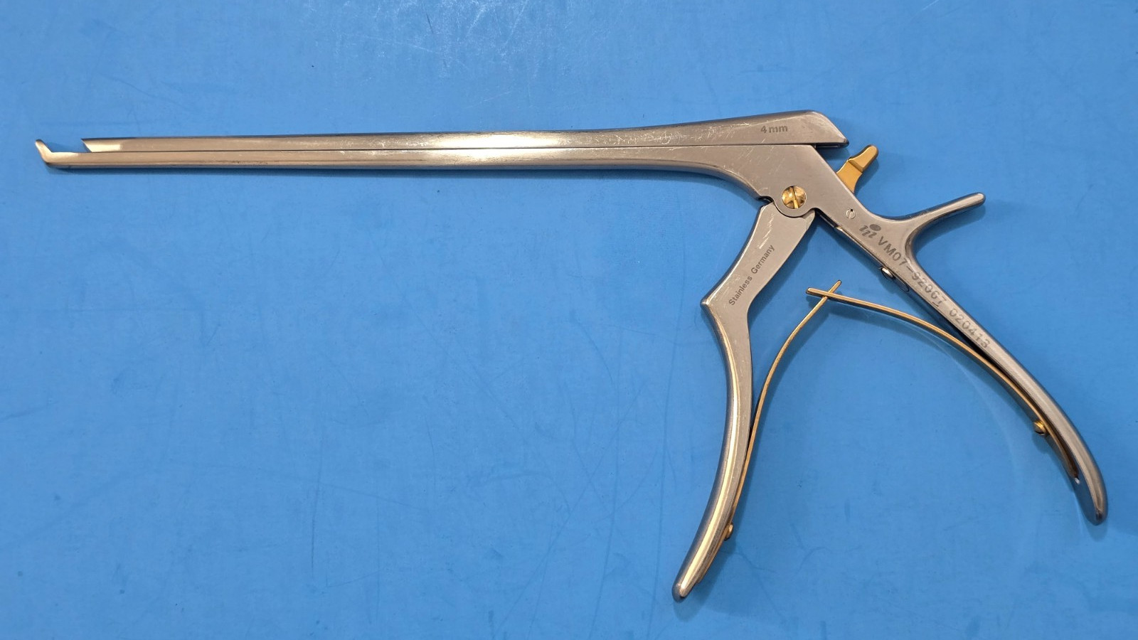 V.Mueller VM07 Surgical Kerrison Rongeurs 4mm x 8″ Shaft x 40* degree