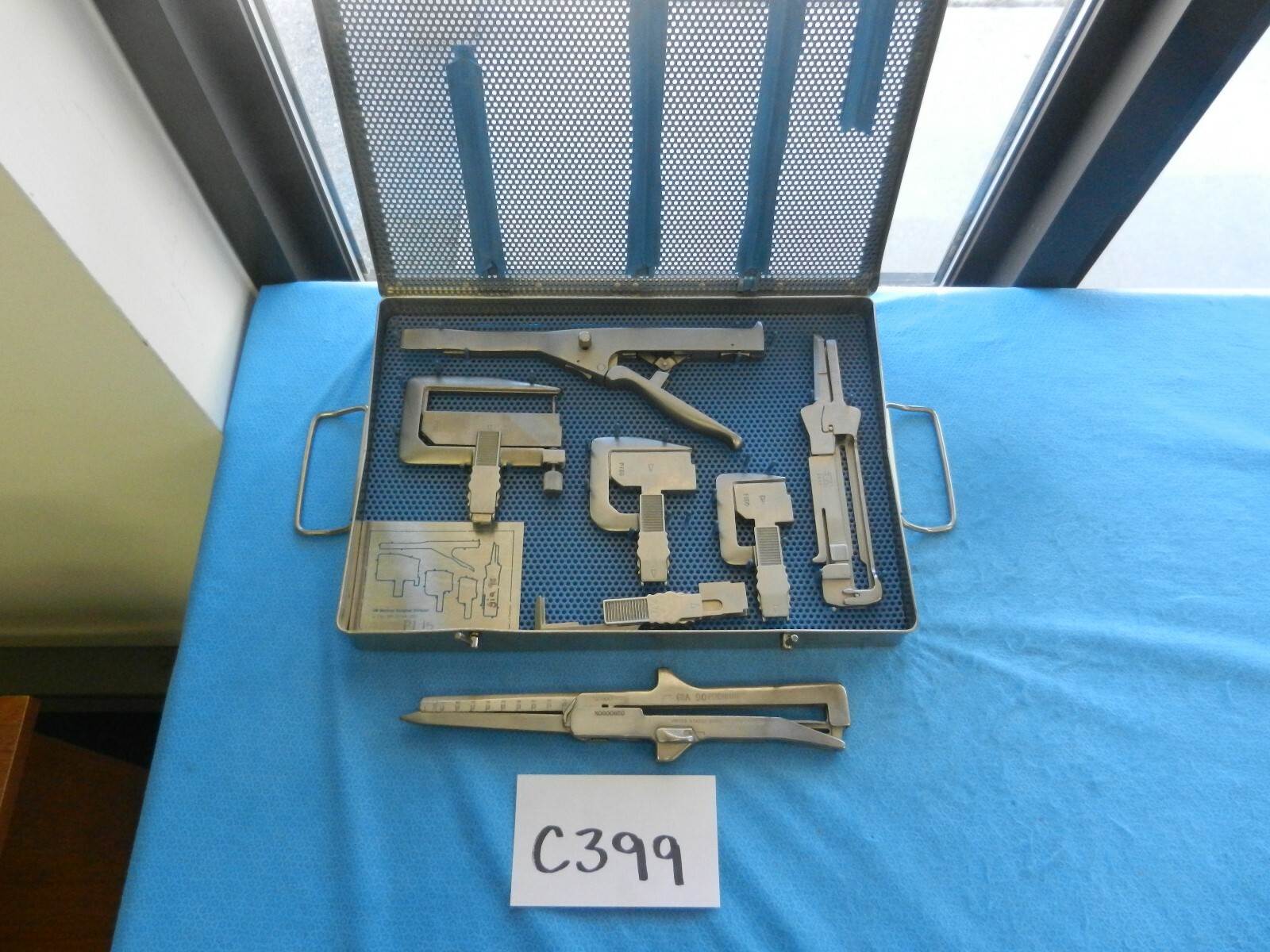 3m Surgical Orthopedic Precise Stapling System W/ Case