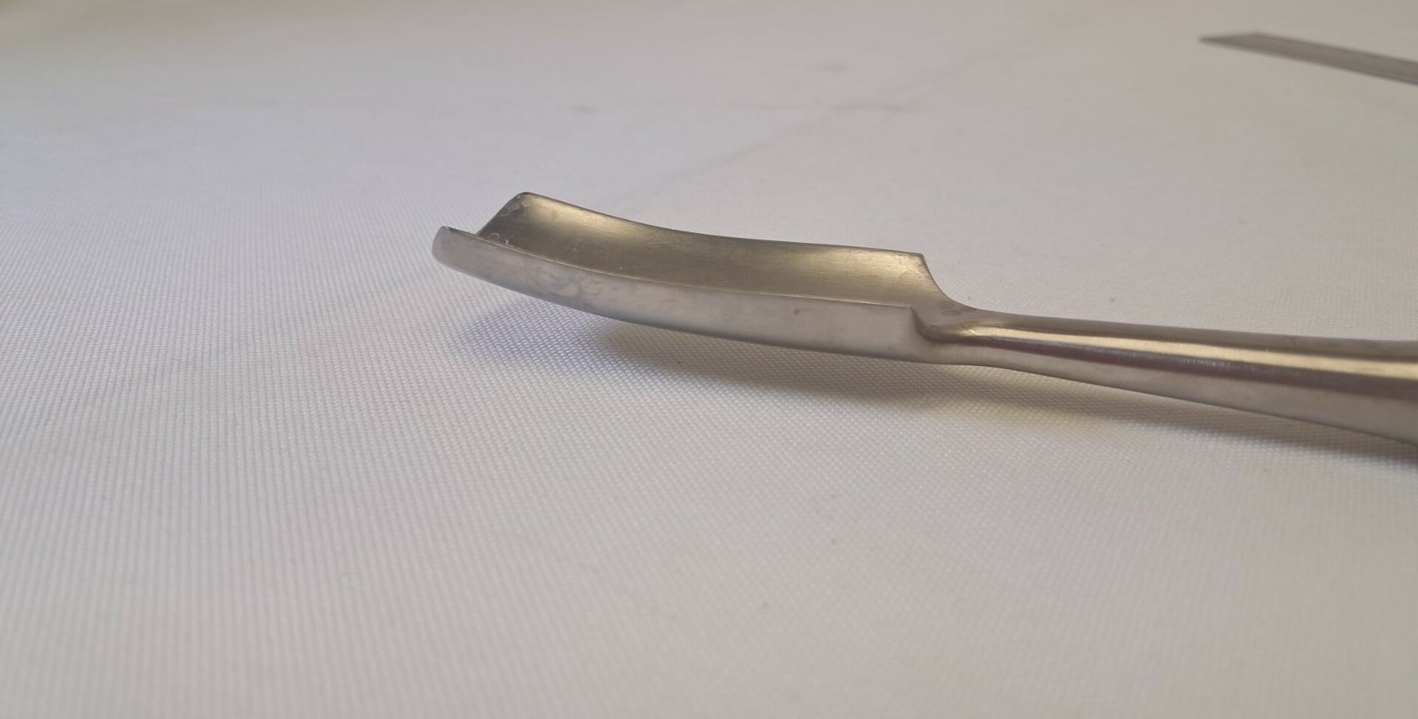 Medline MDS3267525 Hibbs Gouge, 24cm, Curved, 25mm
