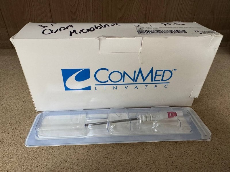 Box of 6 ConMed Linvatec C9952 3.5mm CUDA microblade in date 2026-11-10