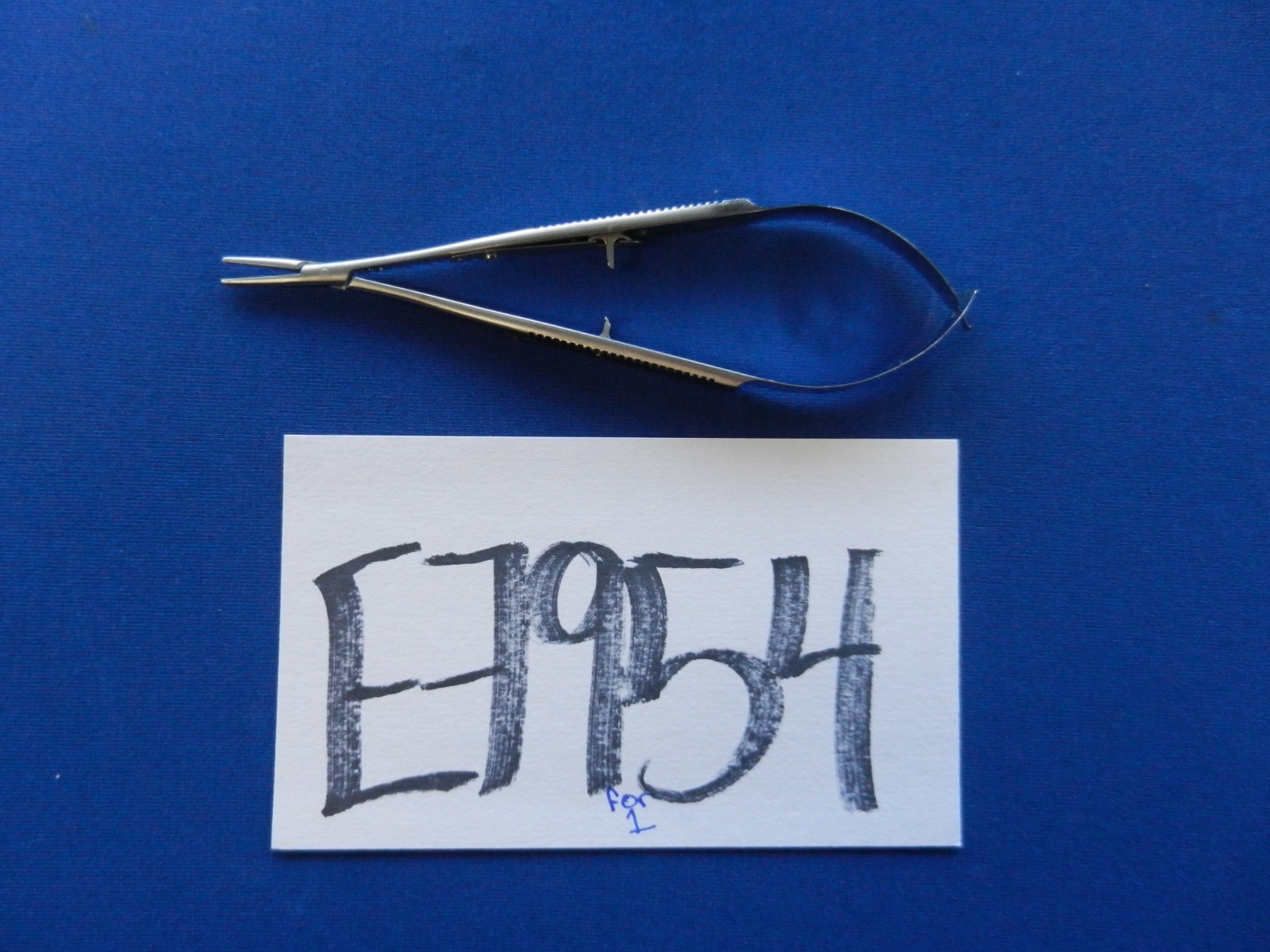 Storz E3864 Castroviejo 16mm Straight Locking Needle Holder