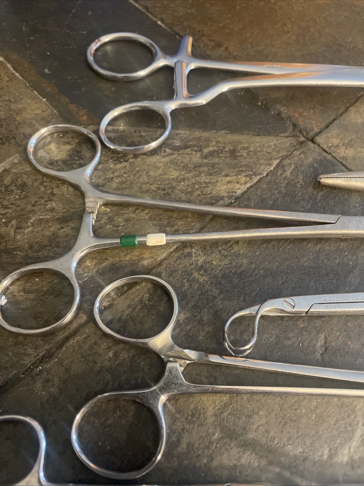 LOT OF 9 STAINLESS STEEL SURGICAL MEDICAL DENTAL INSTRUMENTS