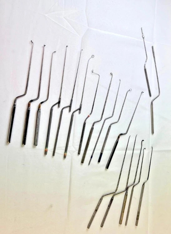 Aesculap FF270R Yasargil Flexible Arm Leyla Self Brain Retractor Neurosurgery