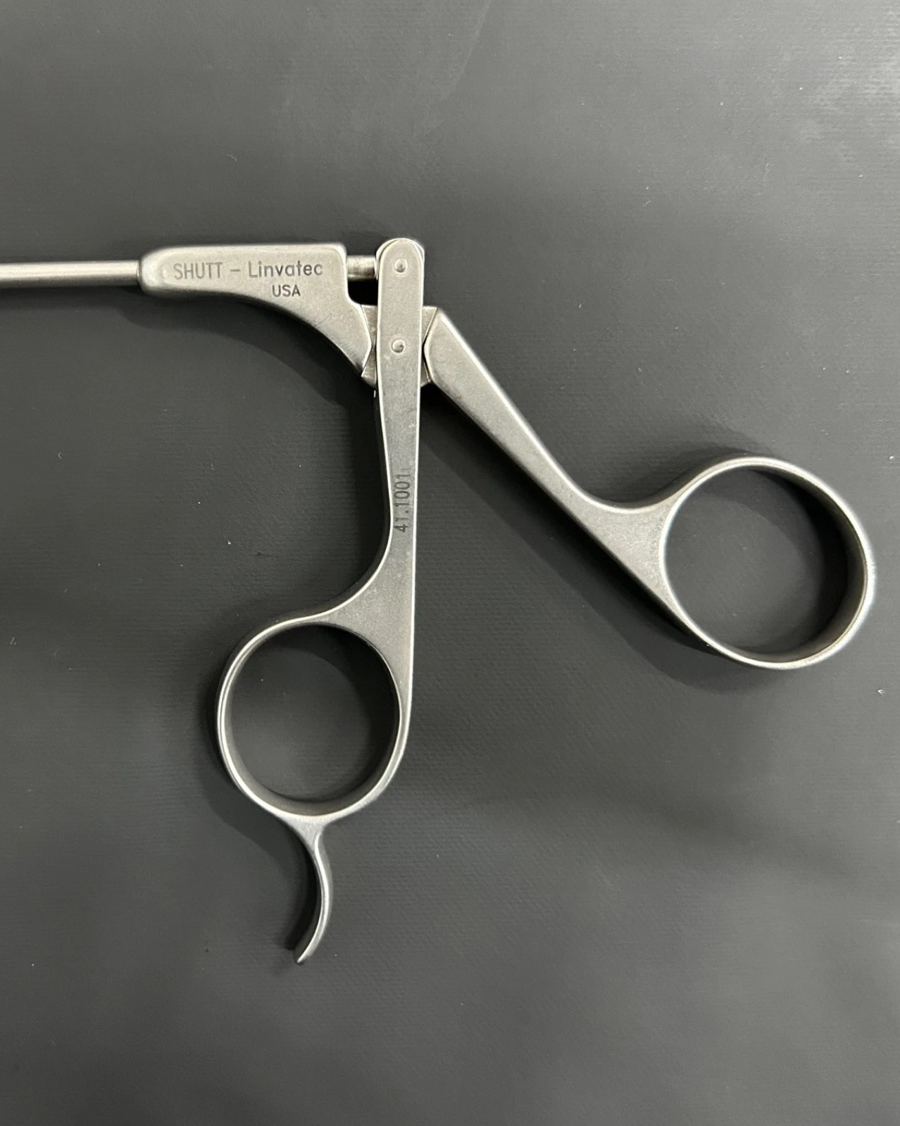 SHUTT-Linvatec Arthroscopic 90° Right Rotary Punch Forceps 41.1001