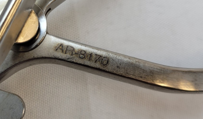Arthrex AR-8170 Modular Soft Tissue Retractor w/ AR-8170 35mm & 50mm Blades