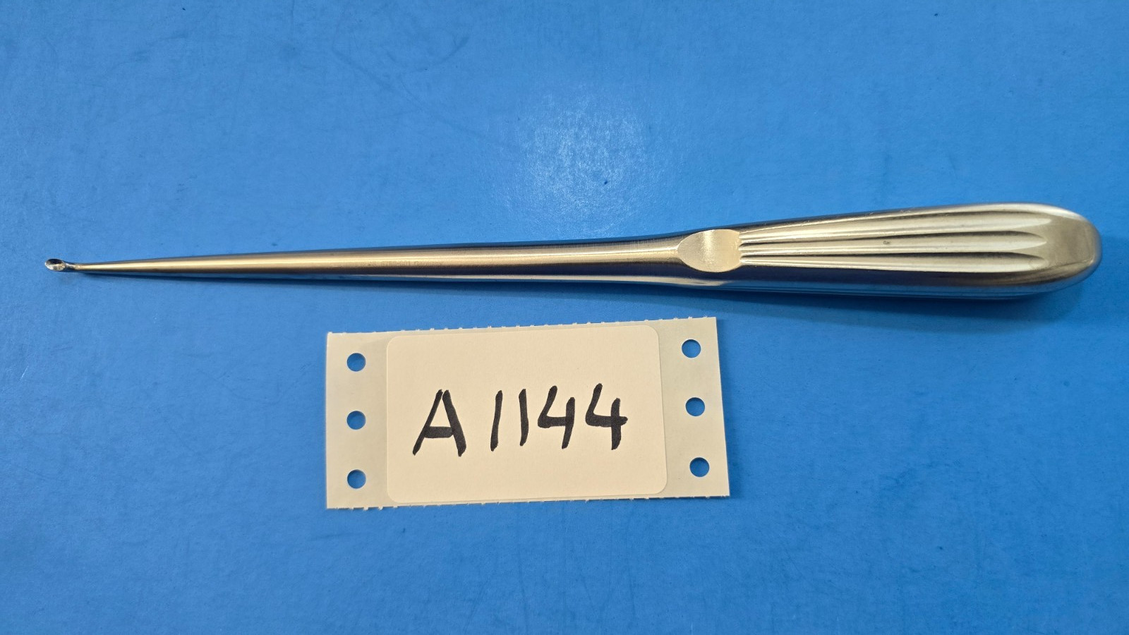 V.Mueller Bruns Curette Angled Oval Cup 000mm Size 6460-001