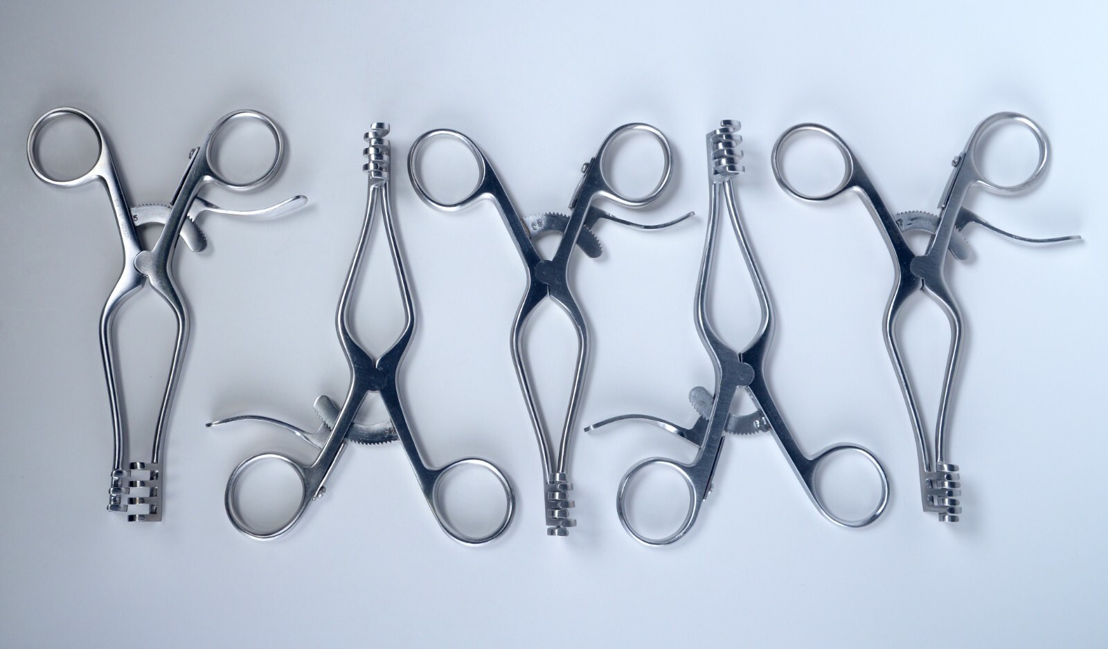 Vantage #V911-610 Weitlaner Retractor 6½” Self-Retaining Surgical Stainless