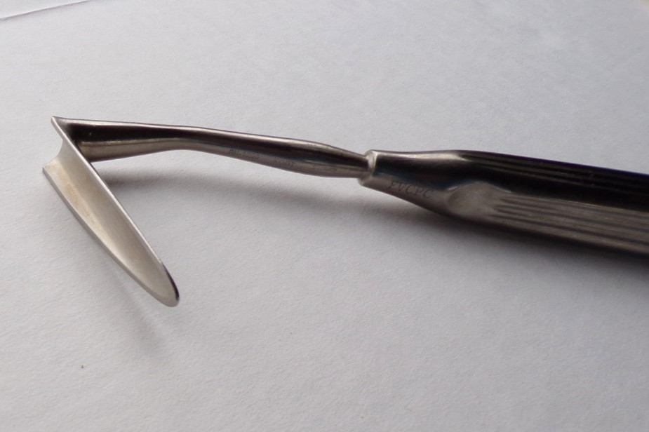 V. Mueller #RH1280 Aufricht Nasal Retractor Speculum 7½” Stainless Surgical