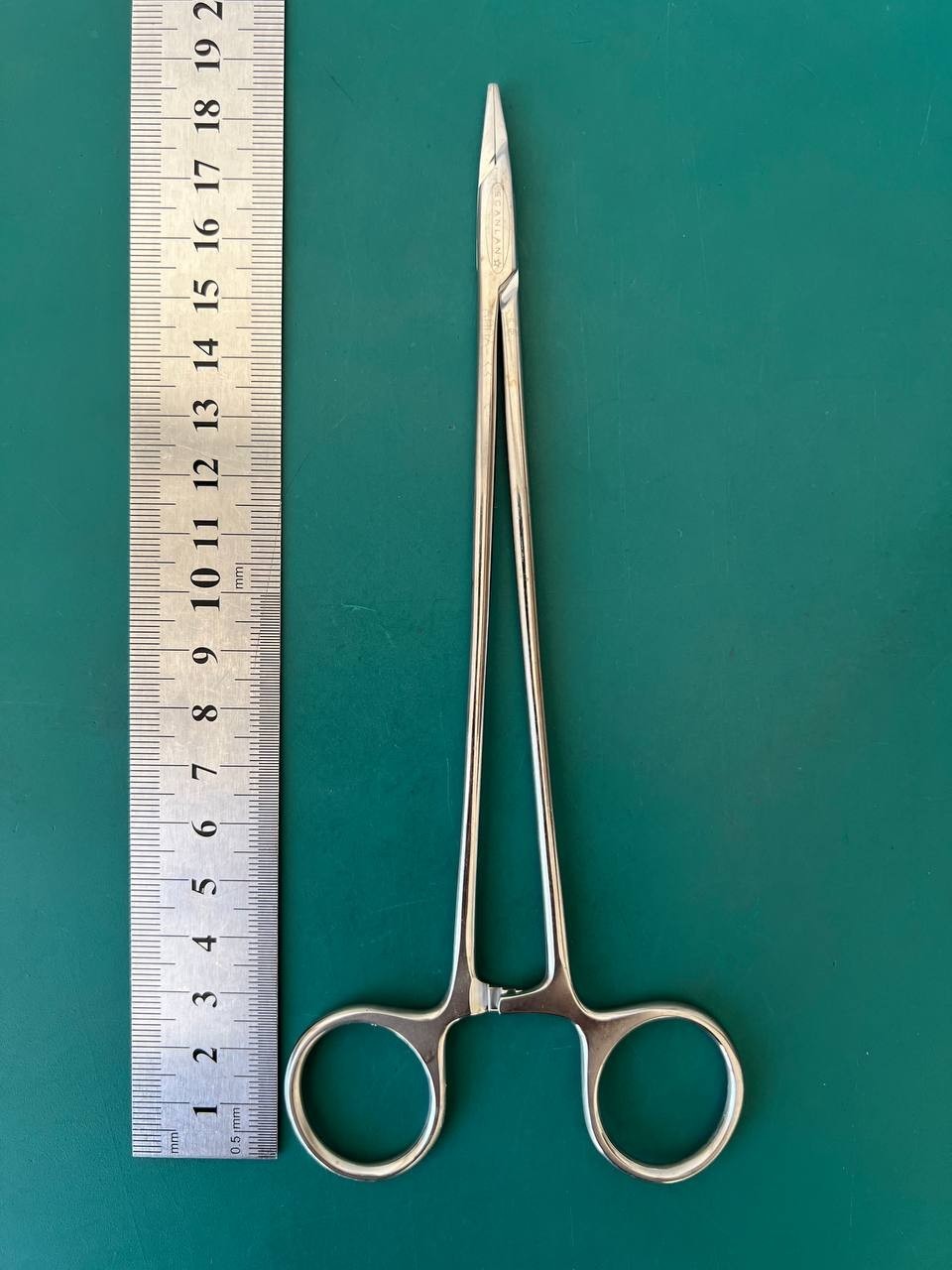 Scanlan 6006-33 Ryder-Style Needle Holder DIAMOND DUST jaws 18.5 cm