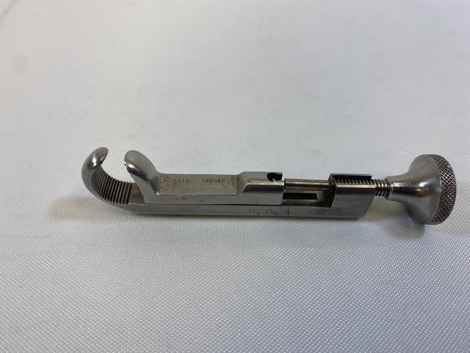 Zimmer 3210 Lowman Bone Clamp
