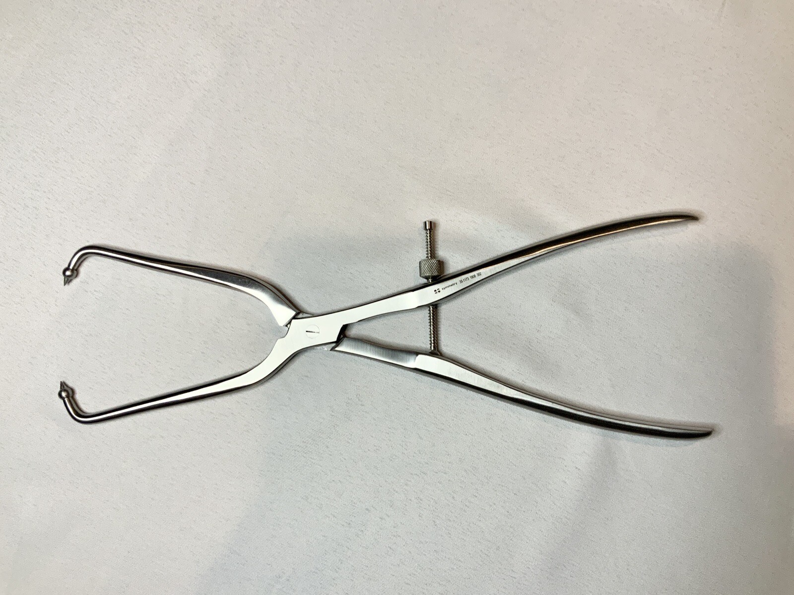 Symmetry Codman SSI 35-1173 NEW Pelvic Reduction Forceps 16in 405mm ORTHOPEDICS
