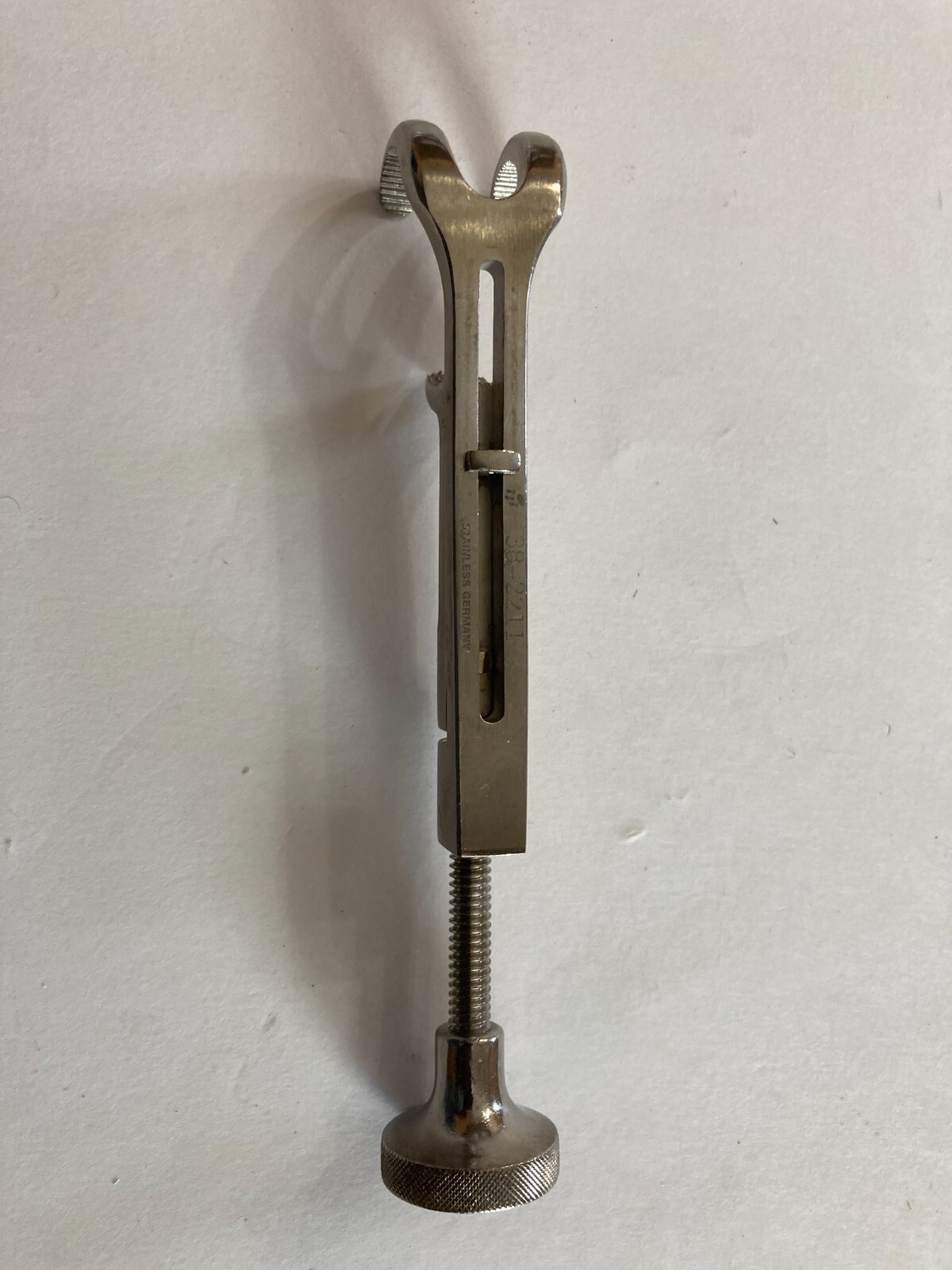 iii Lowman Bone Clamp Orthopedic Surgical Instrument 38-221