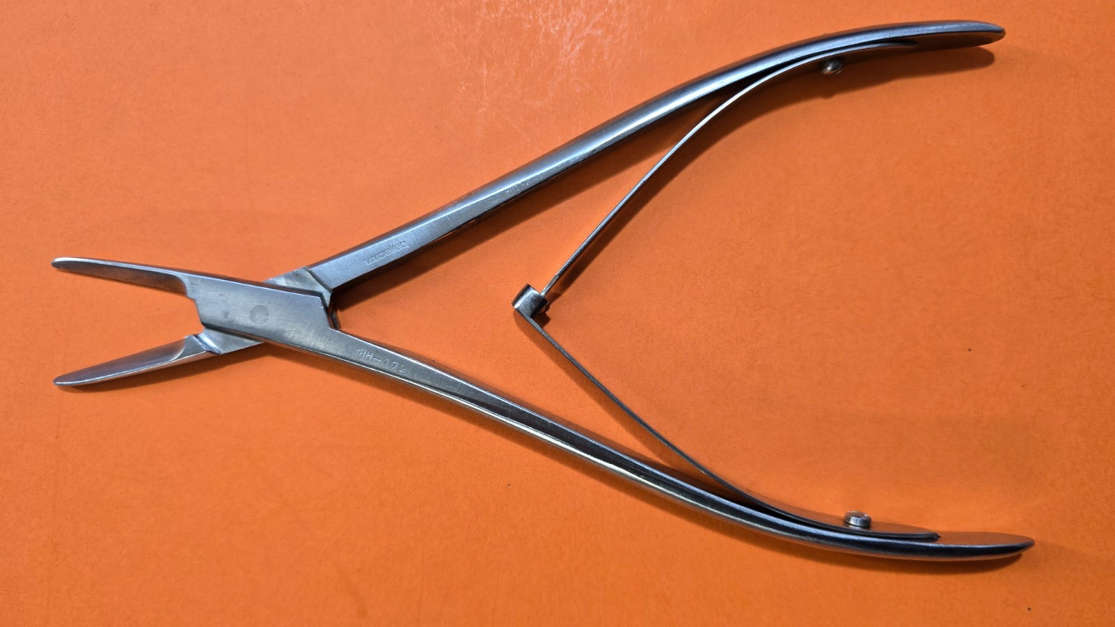 V.Mueller RH 1720 Orthopedic Ruskin Micro Cutting Forceps 7″ Straight