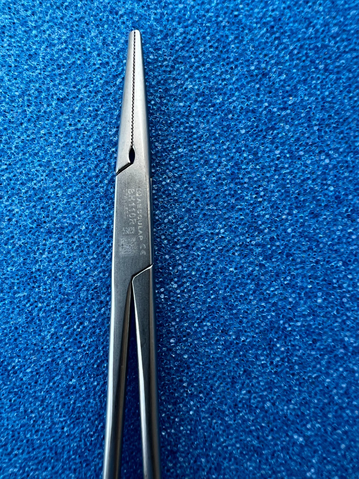 Aesculap BH110R Halsted-Mosquito Forceps, STRAIGHT, 5″