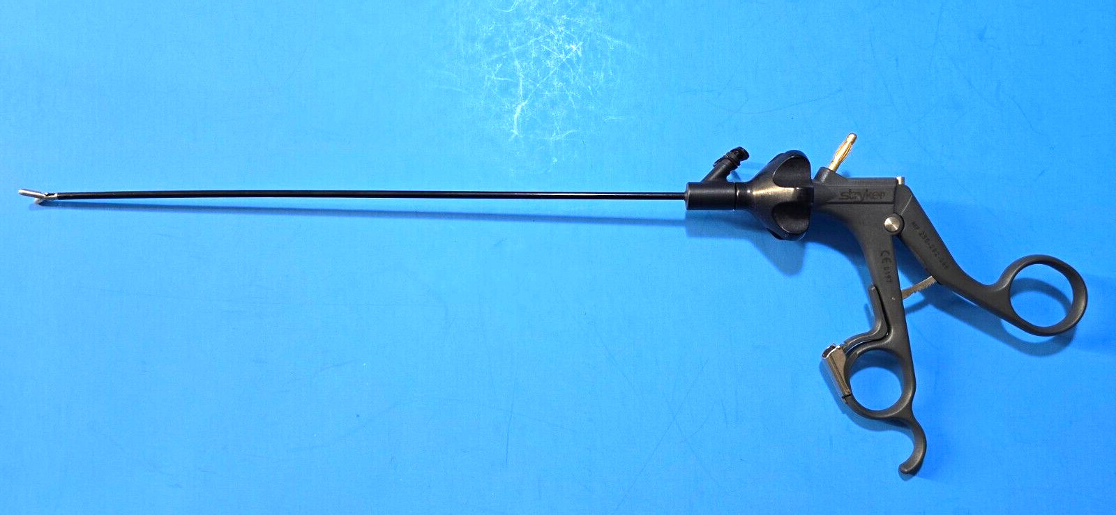 Stryker Laparoscopic Grasping Forceps 3mmx29cm Monopolar Handle