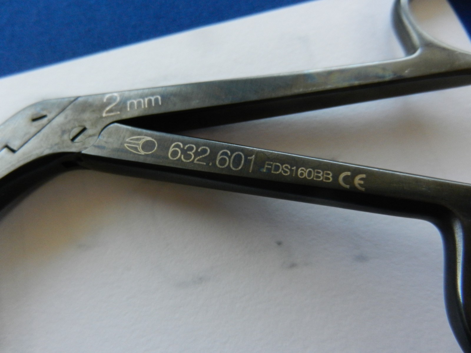 E6841 Globus 632.601 Straight 2.0mm Down Biting Bayonet Forceps