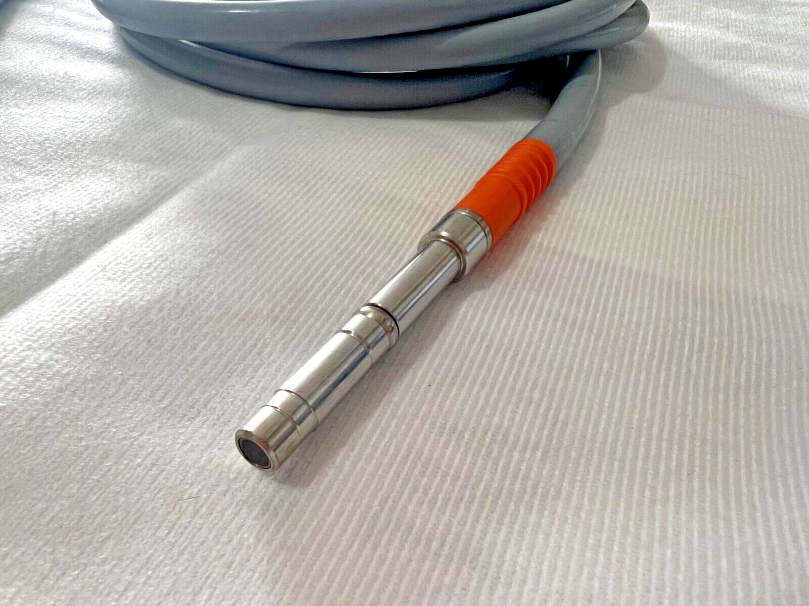Scholly DaVinci Intuitive 951021-01 Endoscopic Dual Beam Fiber Optic Light Cable