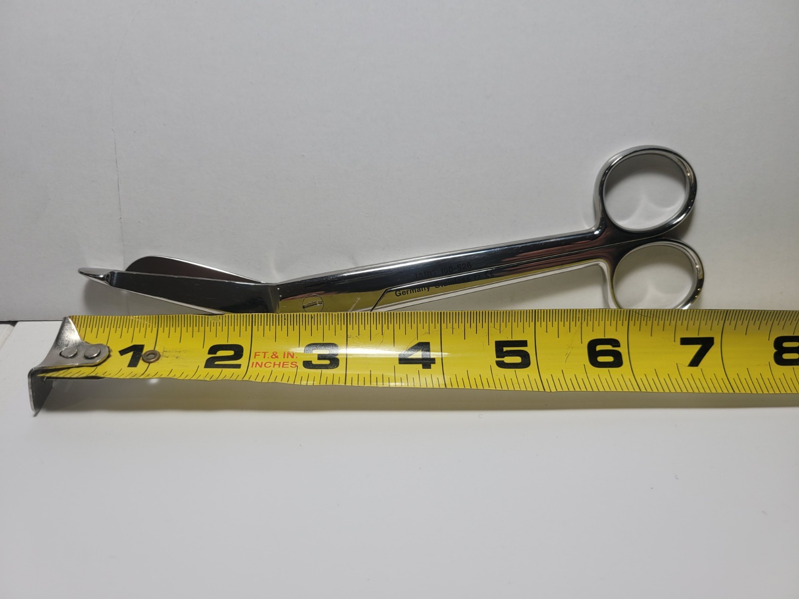 JARIT 100-526 Lister Bandage Round Ring Handles Scissors 7.25″ (Used) Germany.