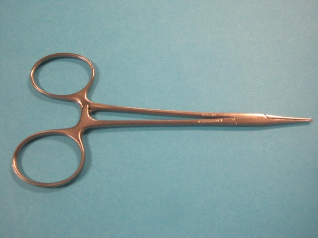V. MUELLER SU 2698 SU2698 5″ MICRO-LINE ARTY FORCEPS OPTHTHALMIC SURGICAL EYE