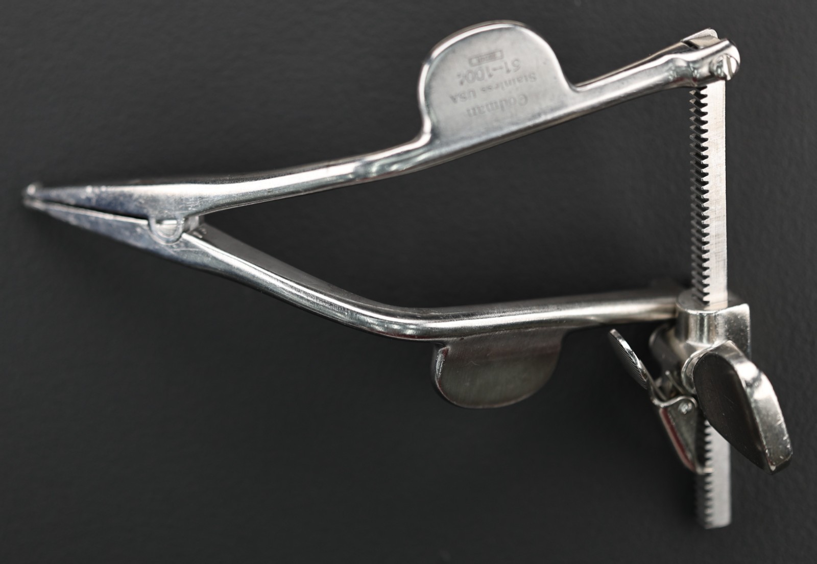 Codman 61-1004 Ratchet Vertebra Spreader W/ Ratchet #1, .75″ Opening, 5″