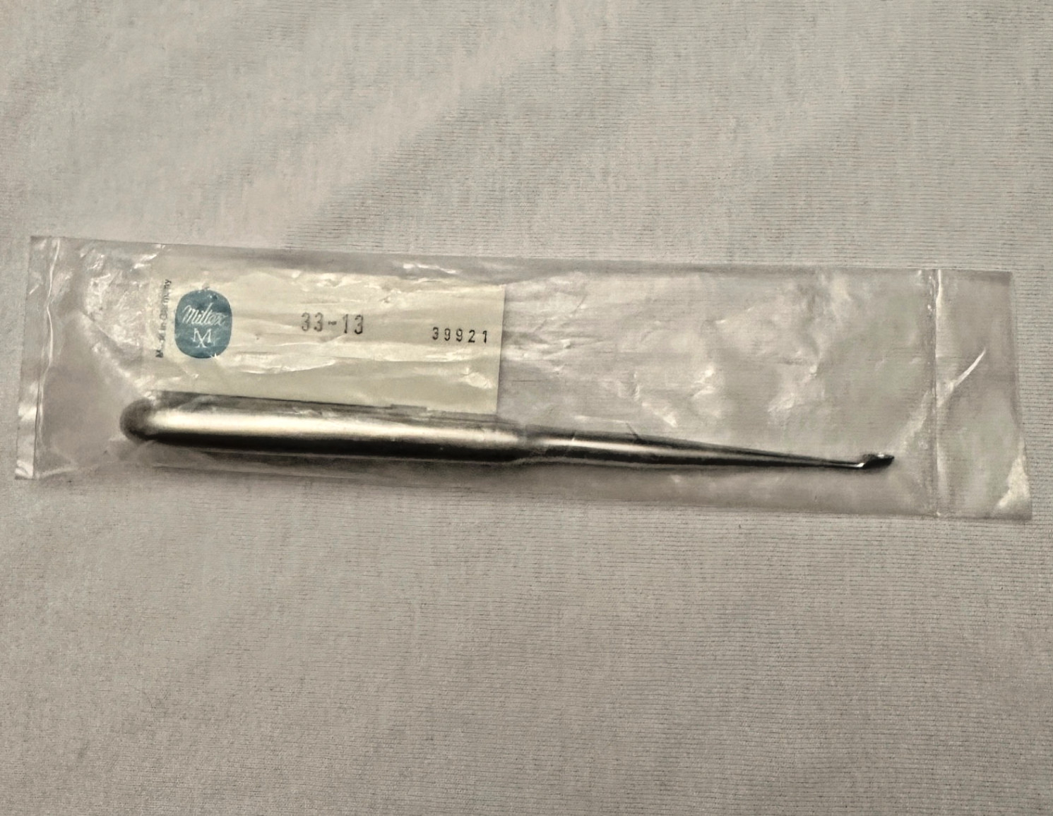 MILTEX 33-13 Dermal Curette, (160mm), oval spoon, size 1