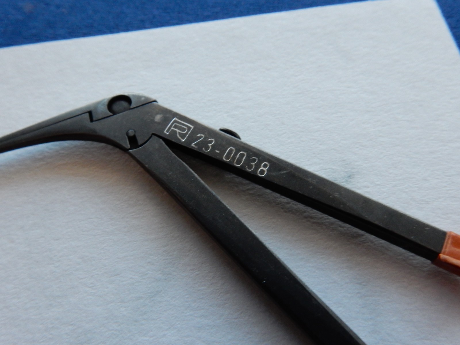 Richards 23-0038 Ebonized Alligator Forceps Straight Serrated 8mm Jaw Length