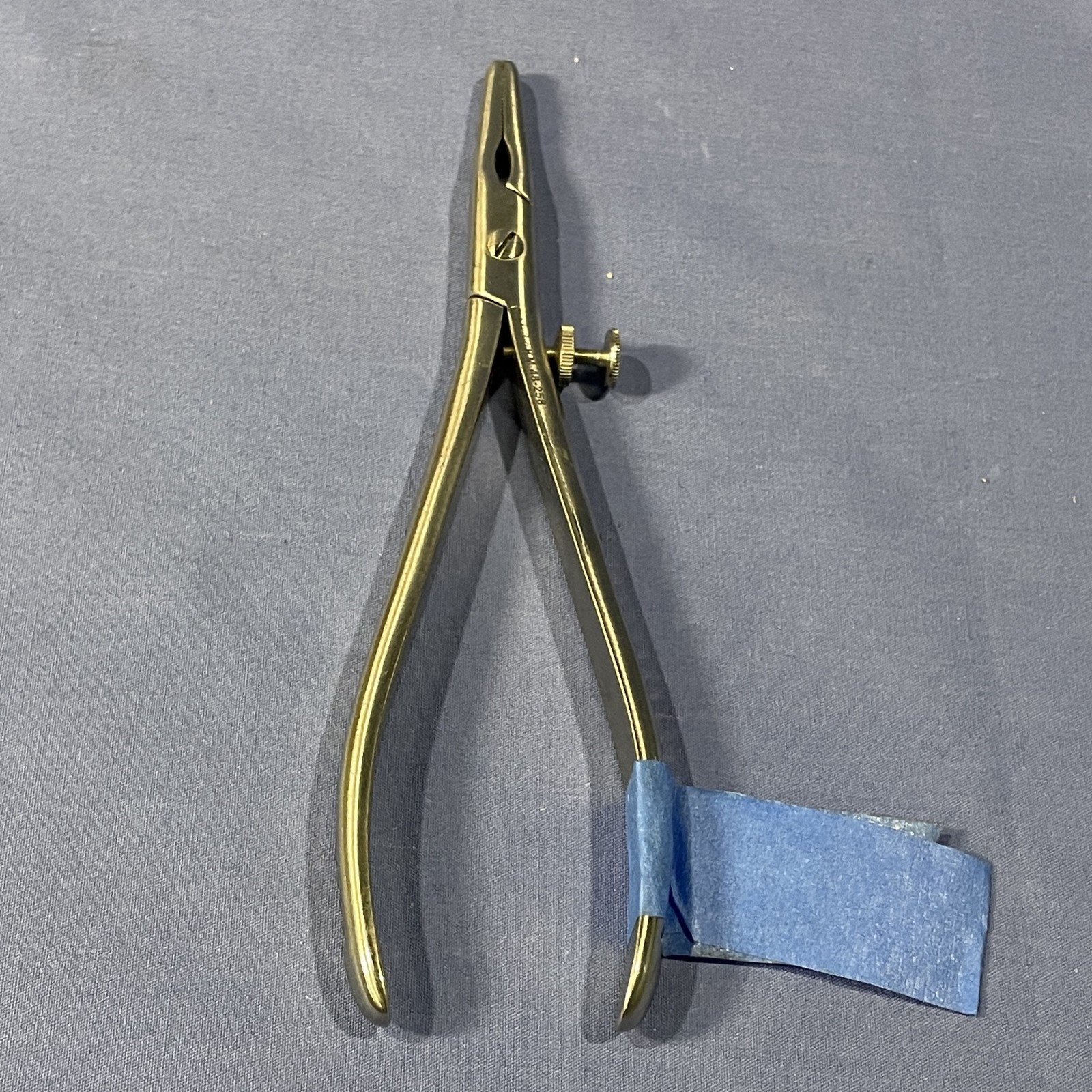 KMedic 48-258 K-Wire Extraction Pliers with Screw Lock