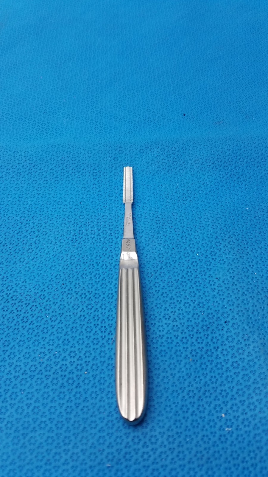Karl Storz Stainless Steel N4525 Surgical Instrument