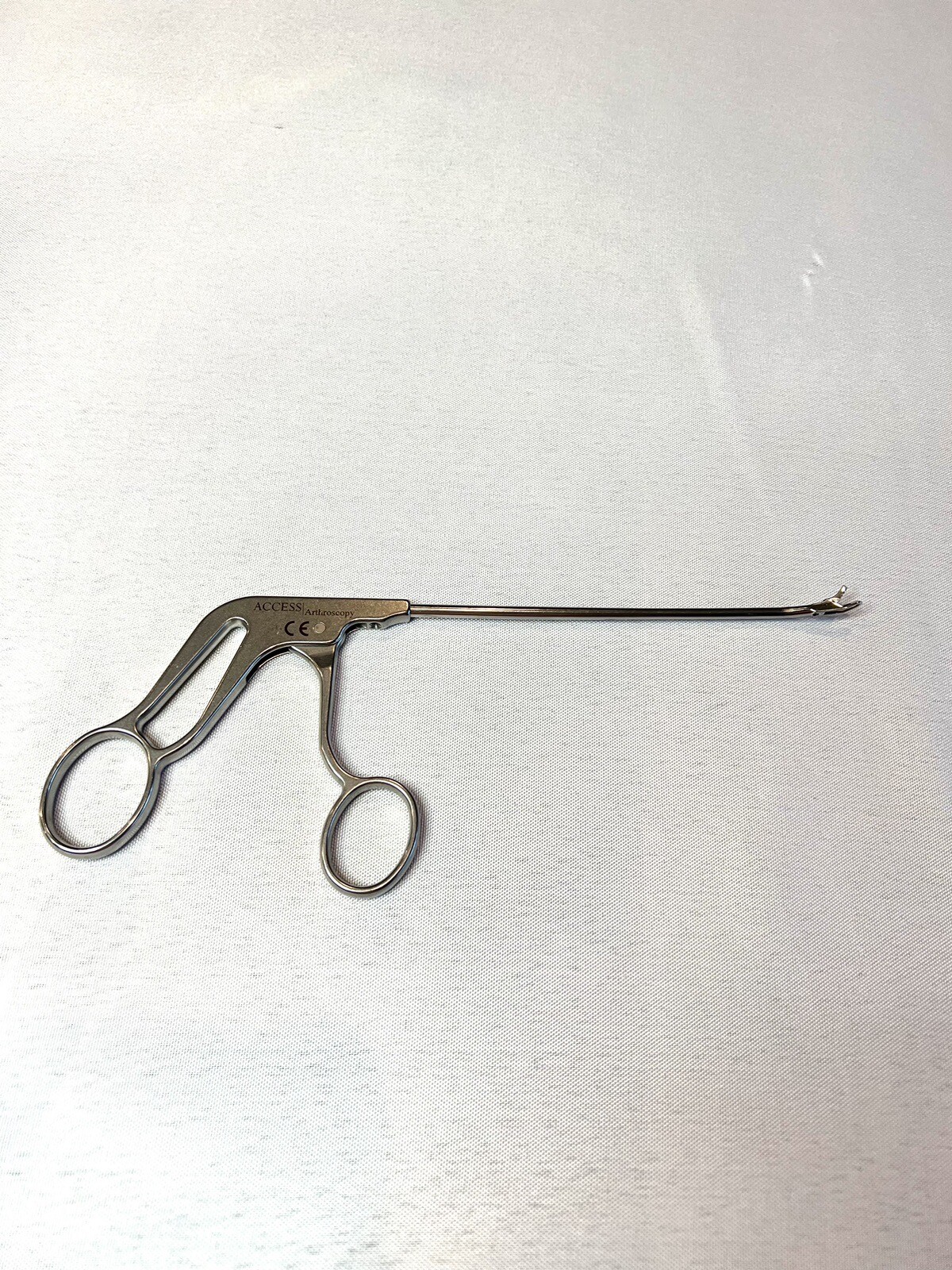 Symmetry Codman SSI Access 1010107 Punch Up Curved Right 15° 1.7mm ARTHROSCOPY