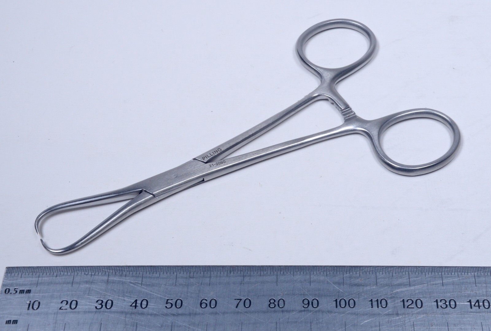 Pilling #21-3090 Staude Tenaculum 5½” Stainless Steel Surgical
