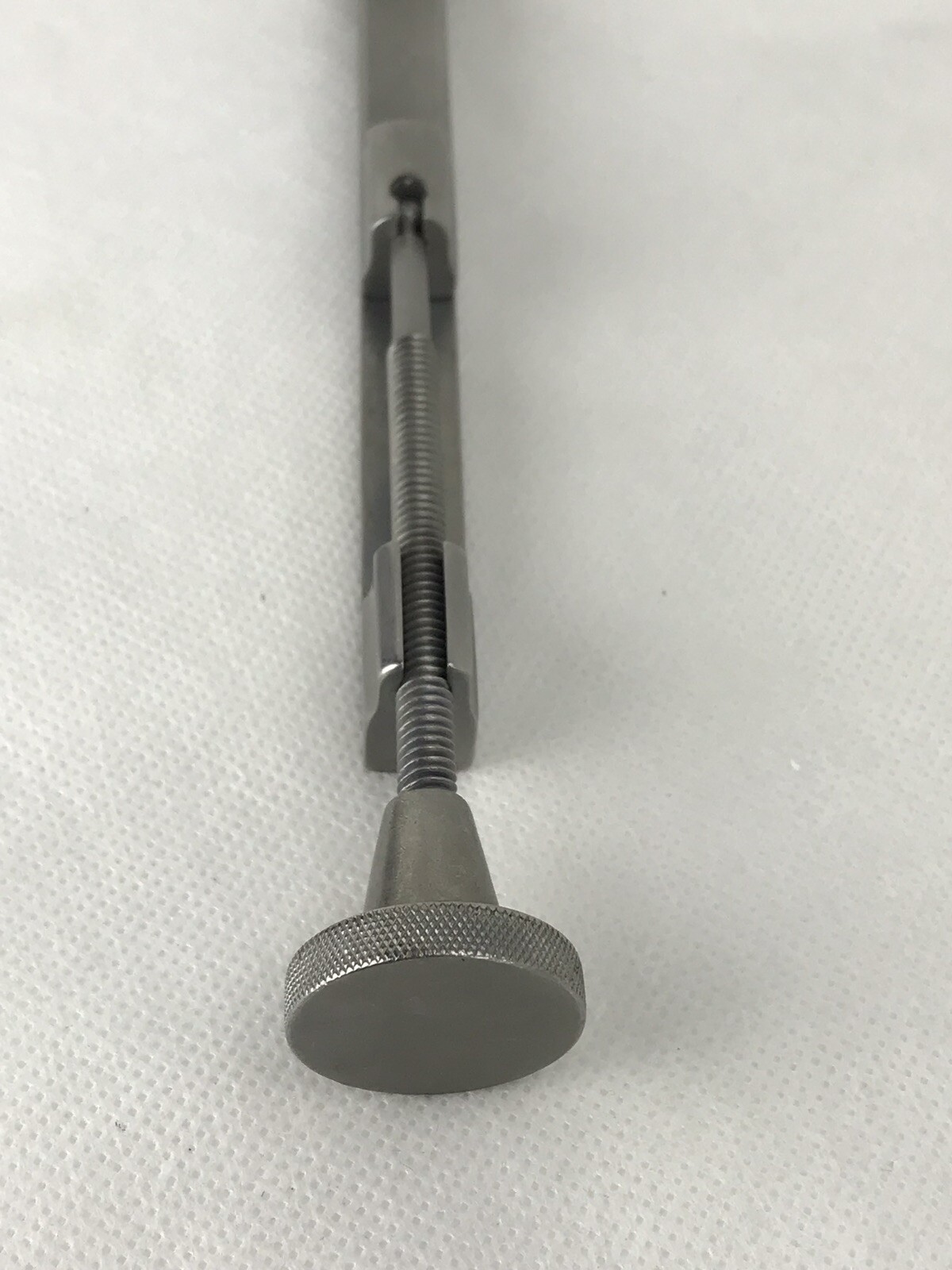 SKLAR 40-2923 Lowman Adjustable Bone Clamp 1 x 2 Prong Jaw 1.5” Jaw Width 8” L