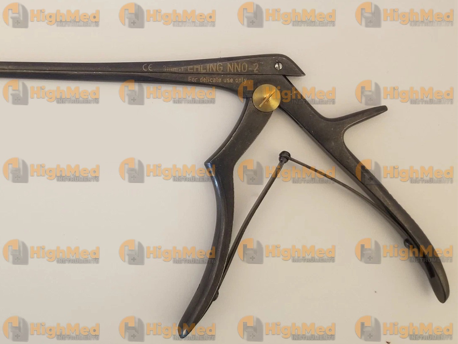 SBH 250-400-283SFCC Ceramic Coated Black 3mm x 40° Up x 8″ Kerrison Rongeur