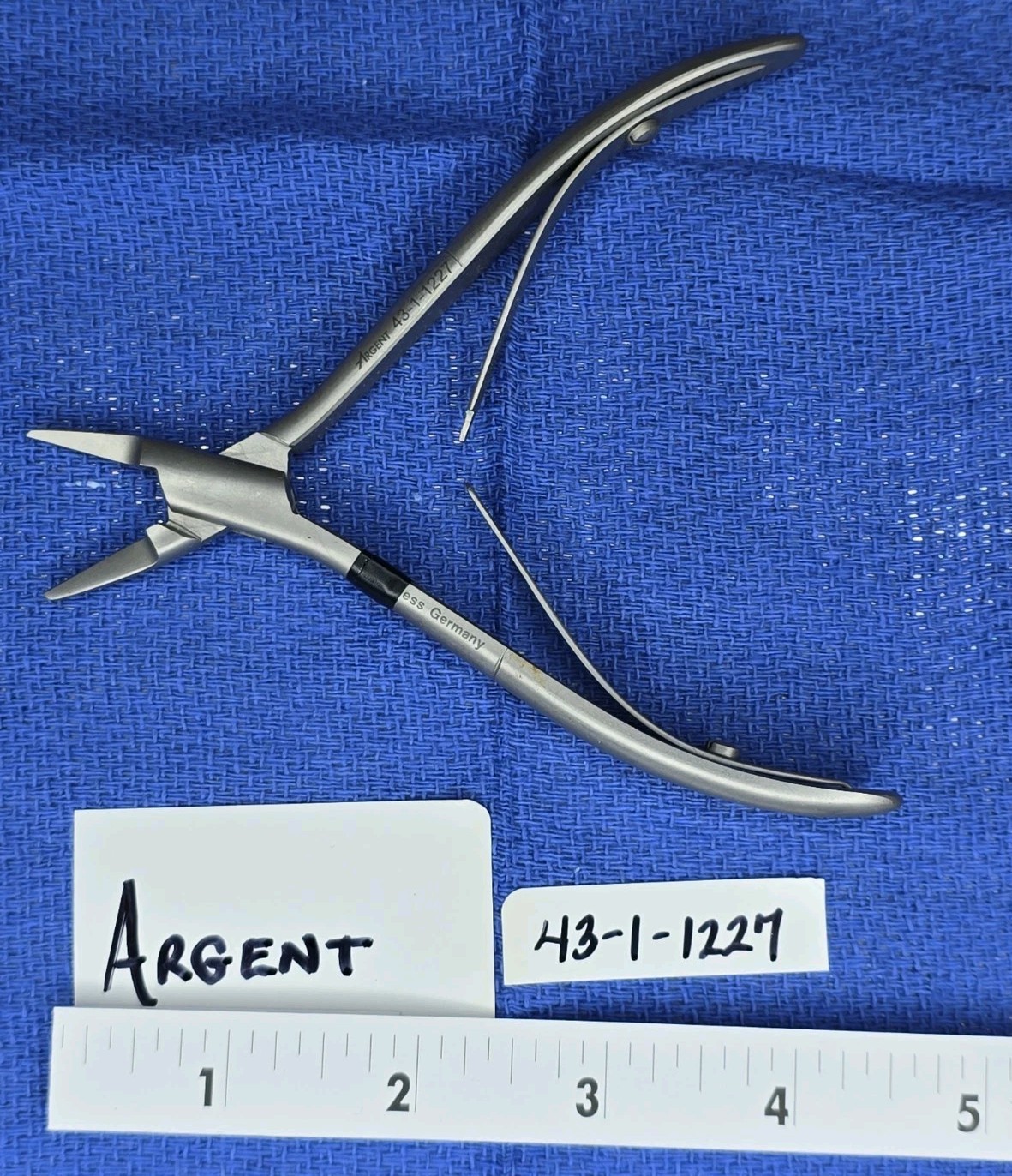 McKesson Argent Nail Splitter English Anvil Jaws 5″ – Sold Separately