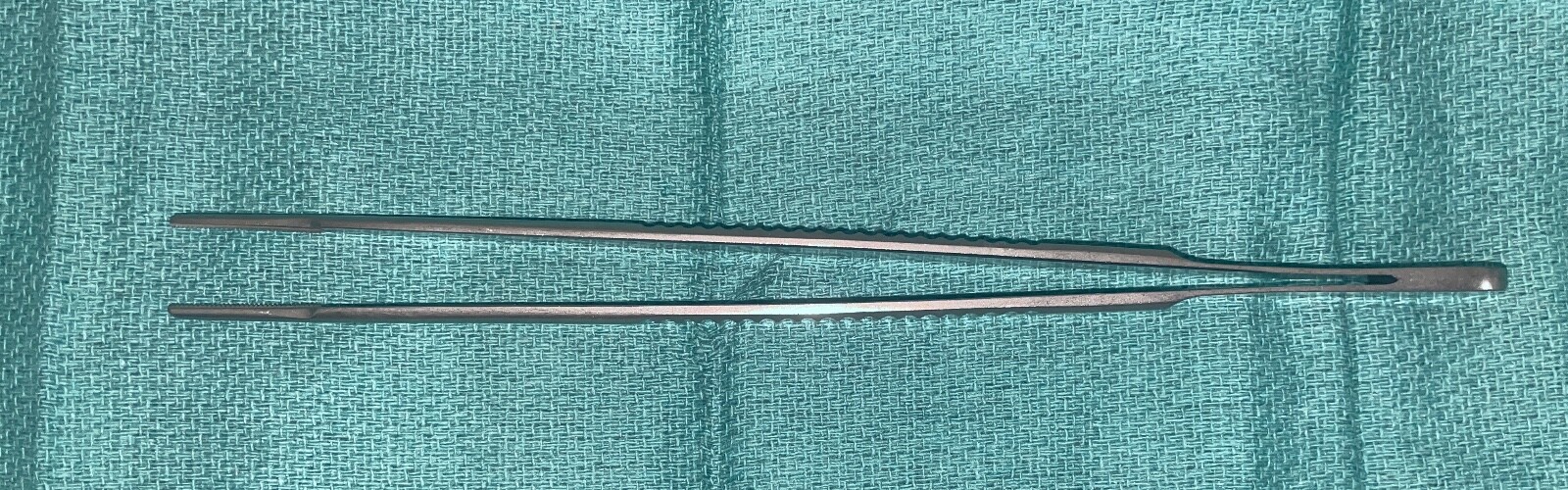 Aesculap FB406R DeBakey Atraumatic Tissue Forceps 3.5mm Tip -8″