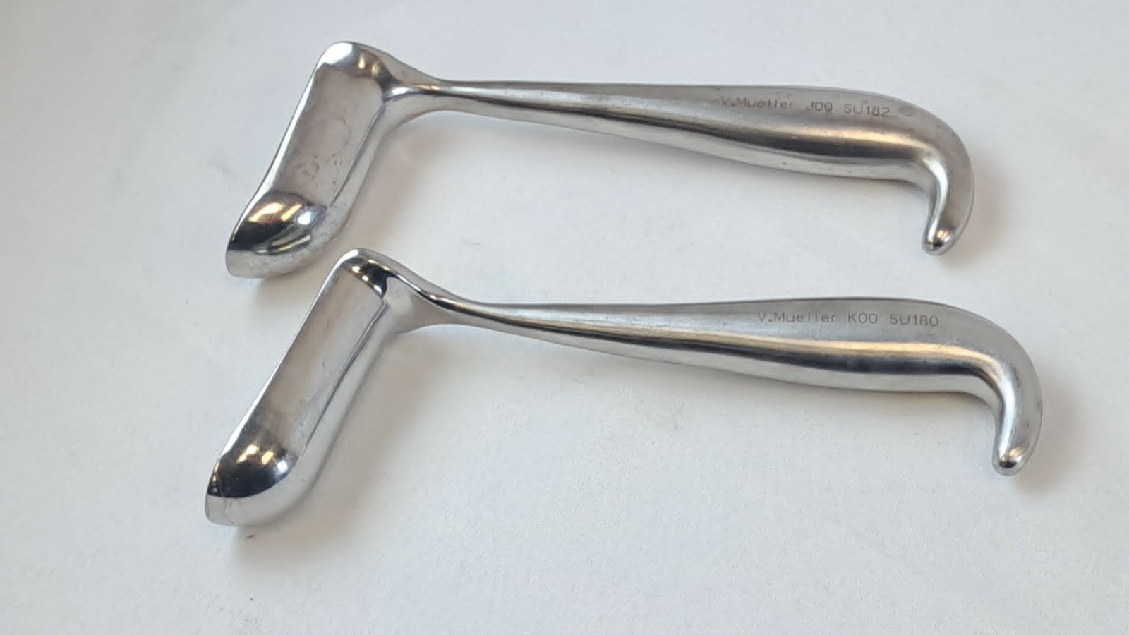 Pair of V. Mueller SU180 & SU181 Hill-Ferguson Rectal Retractors Proctology