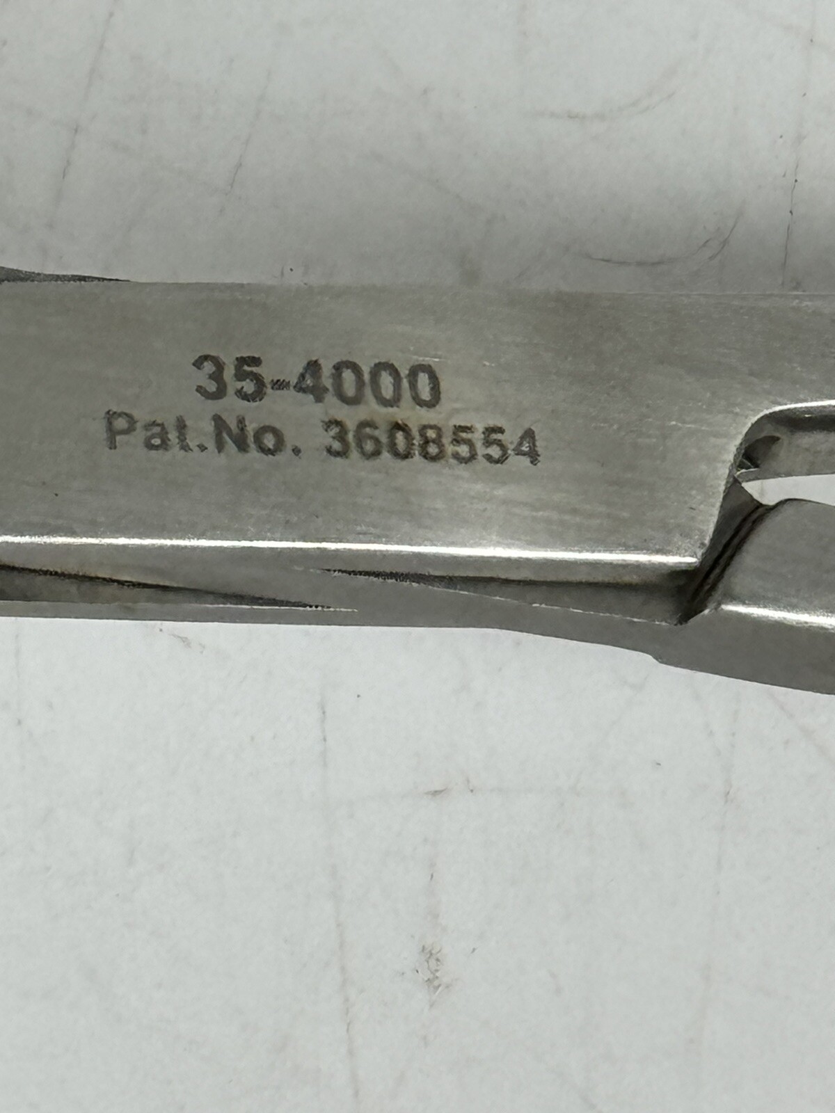 Pilling #35-4000 Satinsky DeBakey Clamp 10¼” Angled Stainless Surgical Forceps