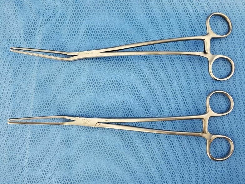 Set of 2 V. Mueller CV5045 Surgical Fogarty Hydragrip Aortic Cross-Clamps