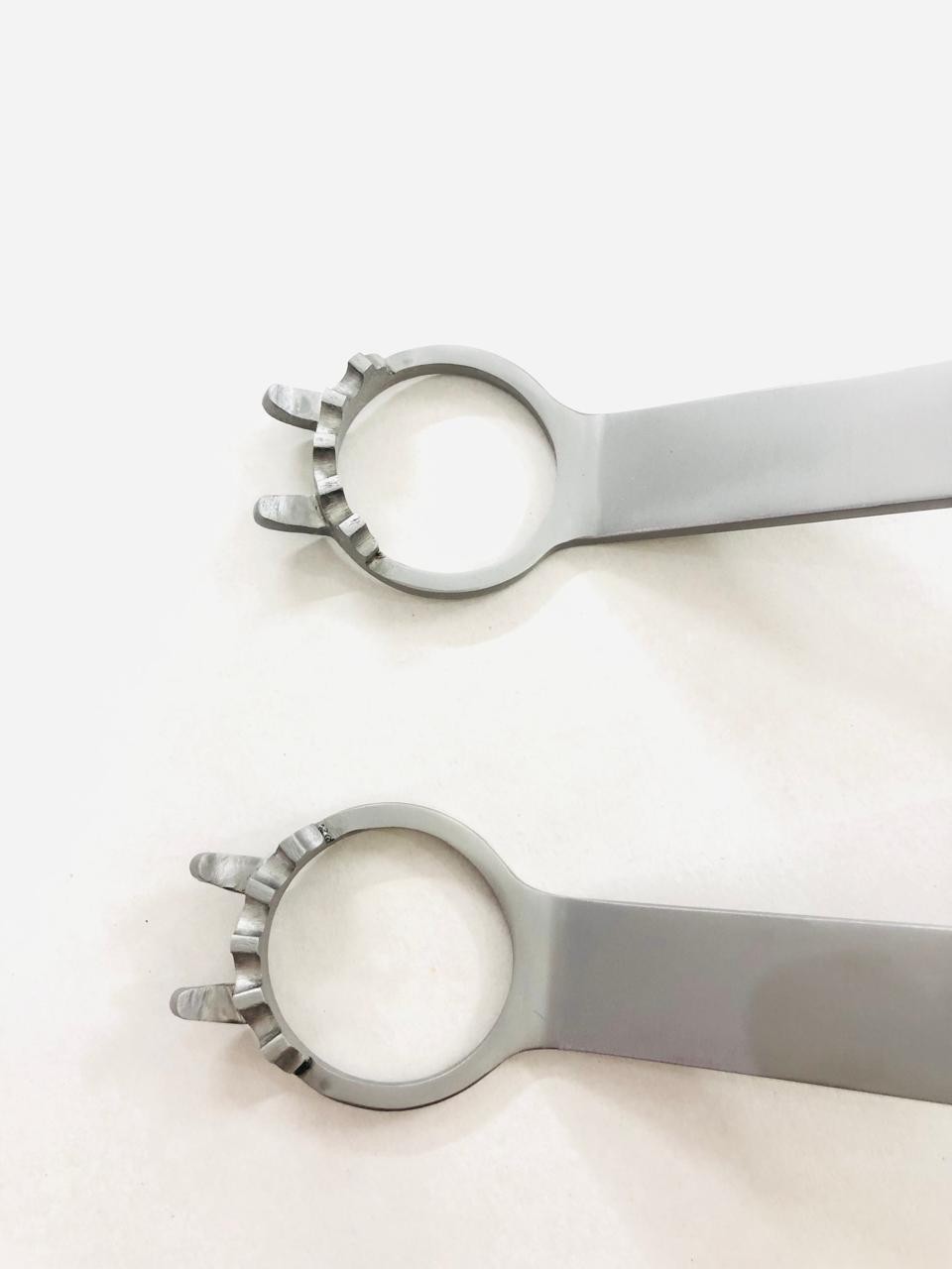 2x Access Glenoid Retractor Hole Diameter 30x36mm O/L 13.5″ Shoulder Orthopedic