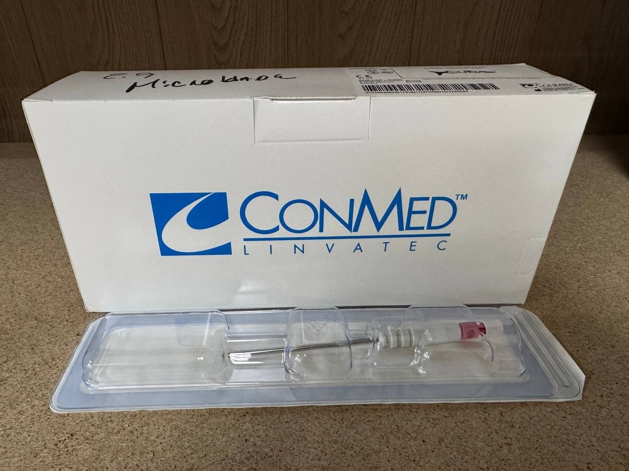 Box of 6 ConMed Linvatec C9951 2.9 mm CUDA Microblade IN DATE 2027-04-28