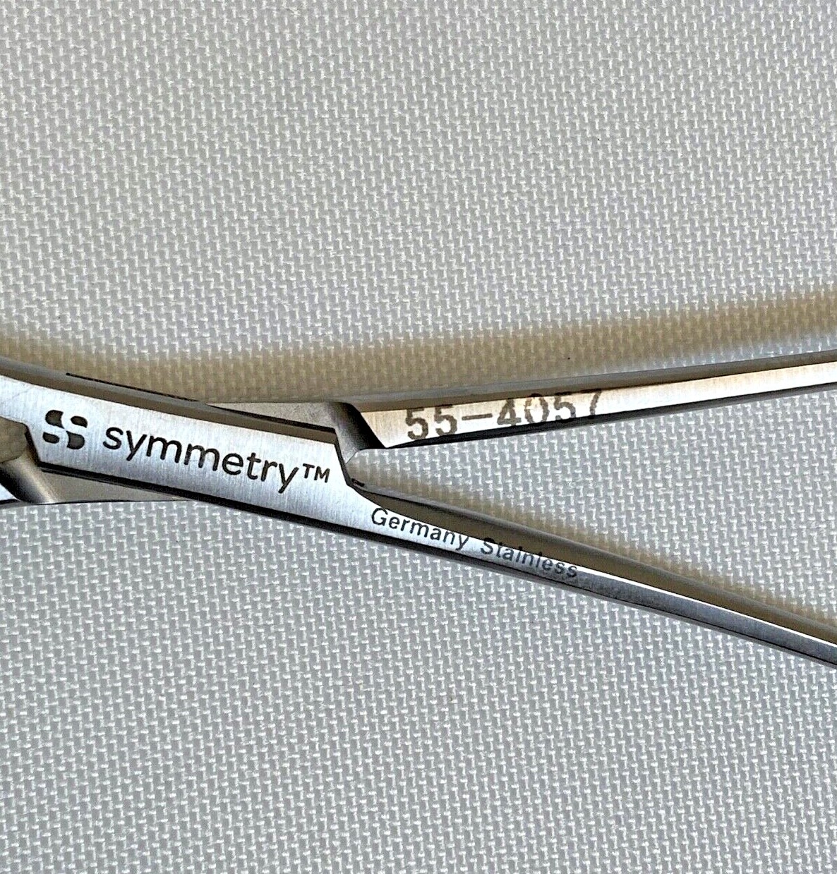 Symmetry SSI Codman 55-4057 Edwards Clip Applier Forceps Surgical