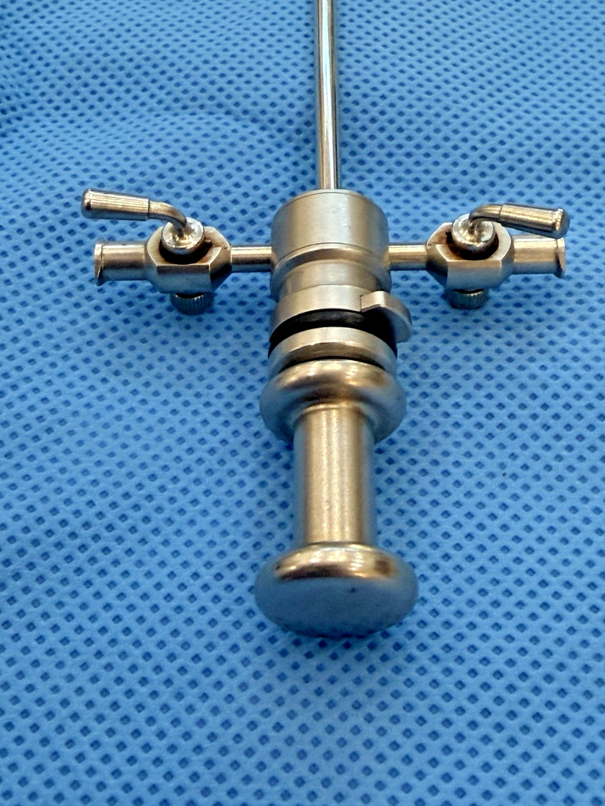 ✅✅Stryker 502-714-560 4.0mm Cannula with 2 Rotating Stopcocks and Obturator