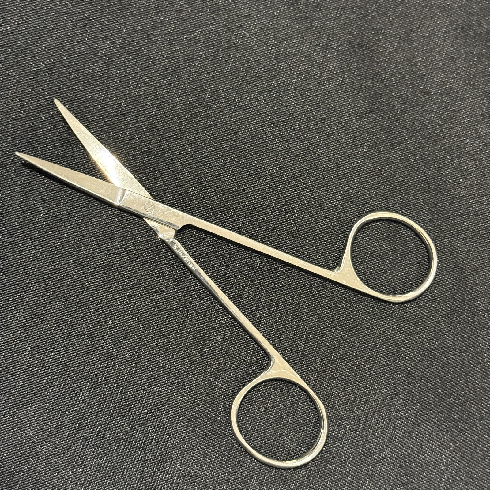S. Pakistan Scissors Curved 5in, Satin Finish precision cut sewing, fly tying
