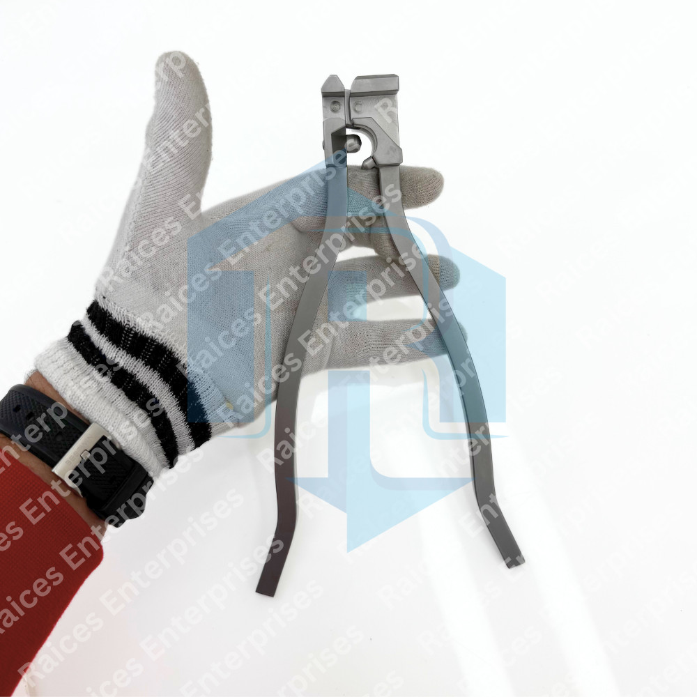 Reconstruction Plate Bending Pliers 2.7 & 3.5mm Bending Veterinary Instruments