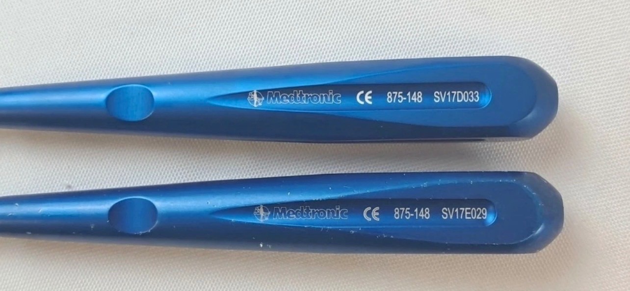 Lot of 2 Medtronic Sofamor Danek TrimLine Retractor Blade Handle Fixed A