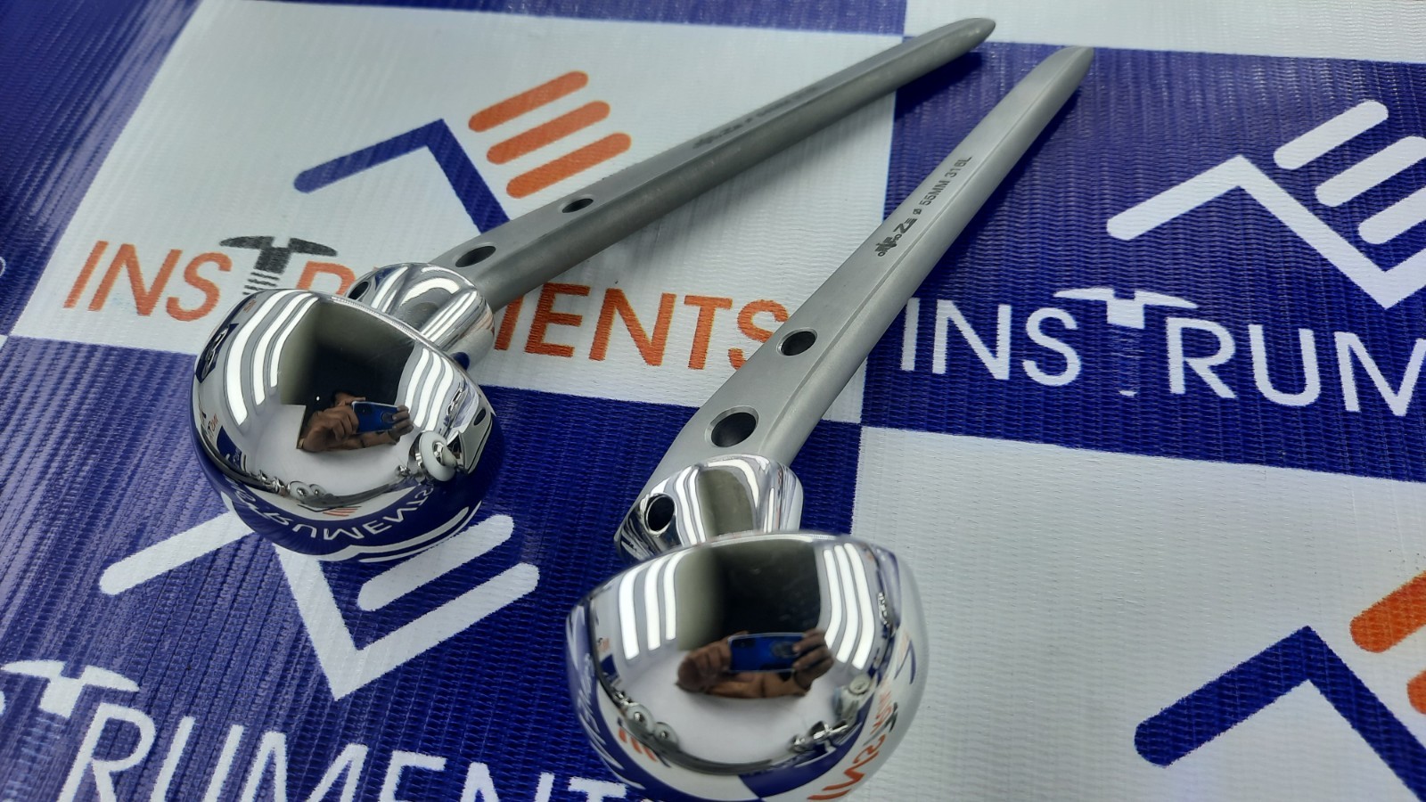 Bipolar Hip Prosthesis Orthopedic instruments (54mm and 55mm)